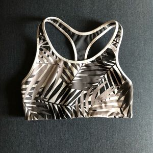 💥4/$10💥 Old Navy sports bra, Gray Palm